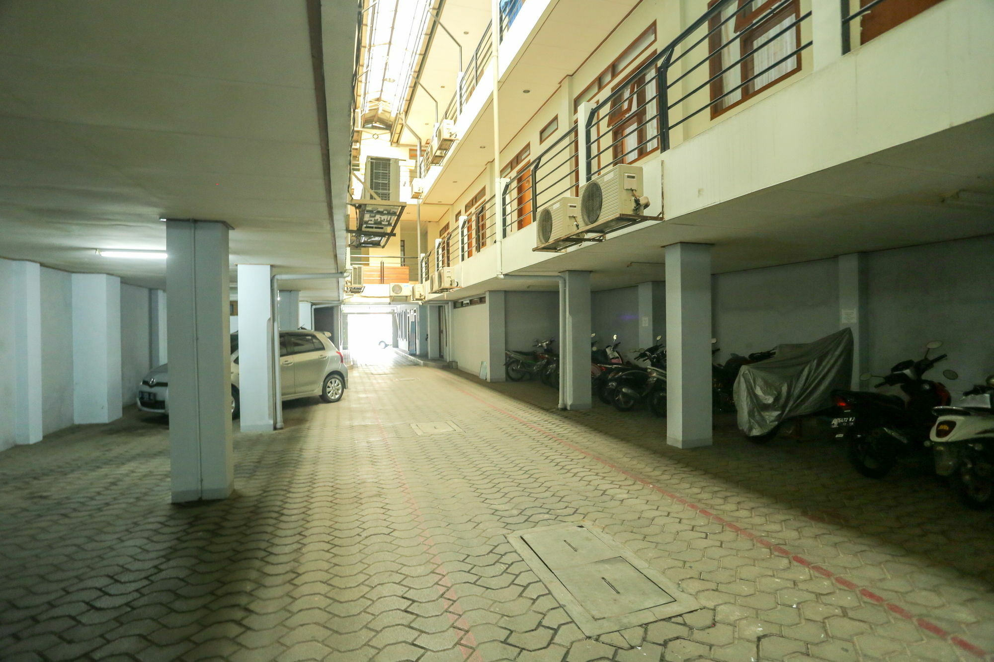 מלון בנדונג Reddoorz Near Sukajadi מראה חיצוני תמונה
